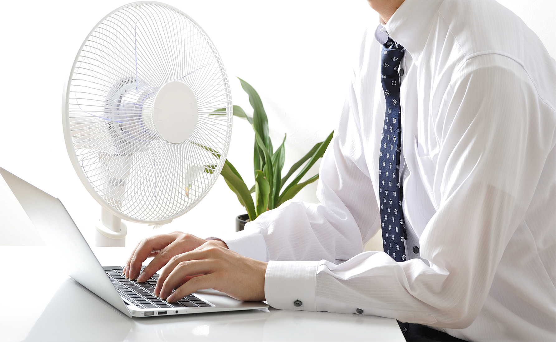 Evitar el calor en el trabajo también son medidas dentro de la prevención de riesgos laborales